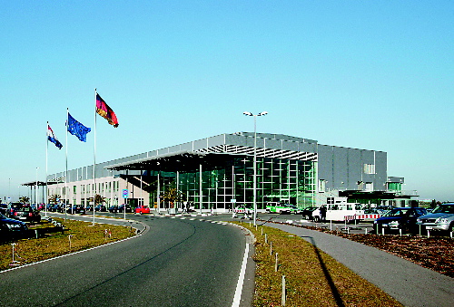 Kreisparteitag in Weeze - irgendwie auch eine terminale Erfahrung Terminal