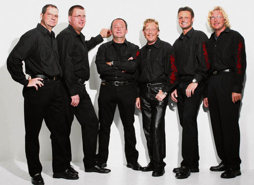 Die Nachfolgeorganisation der Vereinigten Klever Straßengemeinschaften präsentierte sich gut gelaunt der Öffentlichkeit Menschengruppe