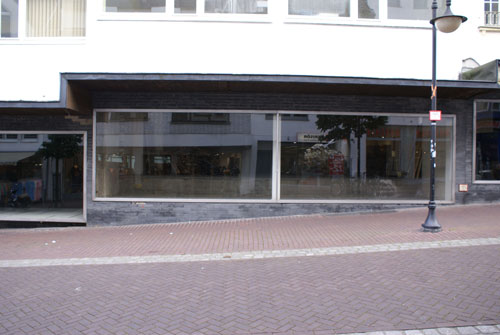 Leere ist immer auch Tiefe Zu vermieten