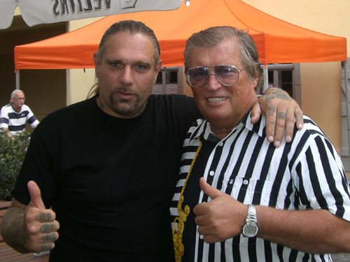 Starke Typen unter sich: Ralf Seeger mit Eberhard Thust Männer