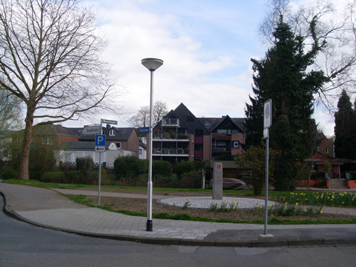 Freundschaft aus schwedischem Granit Stele